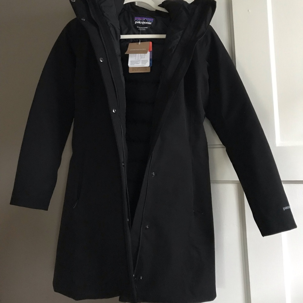 SOLD nwt patagonia tres 3-in-1 parka black xs